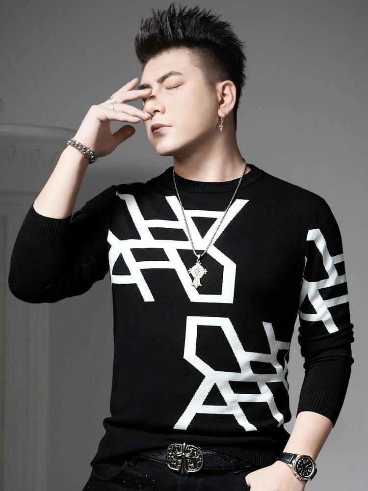 European Casual Round-Neck Sweater for Men 2025 Autumn and Winter New Trendy Geometric Print Knitwear Base Shirt