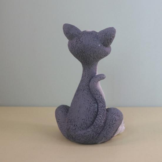 Fortune Cat Ornament Resin Material Fine Craftsmanship Cat Sculpture Wealth Symbol Decor Home Party Decoration