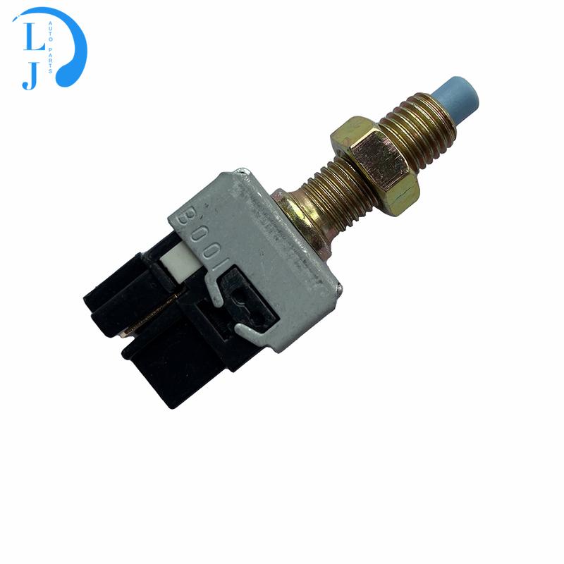UH7166490  brake light switch Fit for Mazda Bt50 Brake pedal switch UH71-66-490  2pins