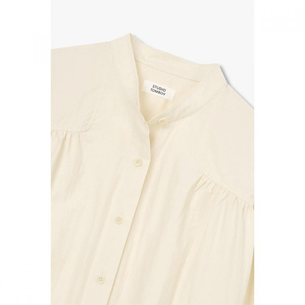 STUDIO TOMBOY Shirring Henley Neck Blouse Model  9105321114ar