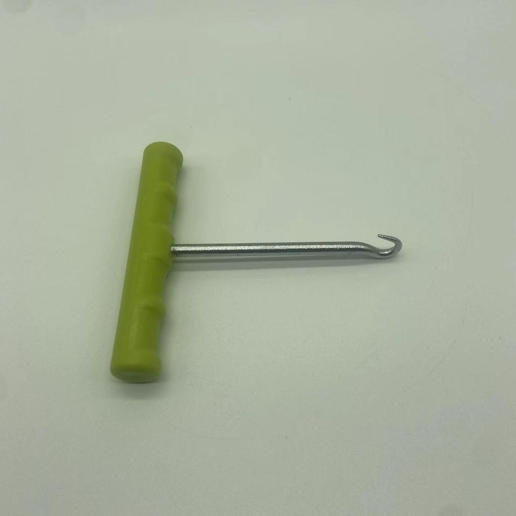 High-Quality Green Badminton & Tennis Racket Stringing Hook Tool