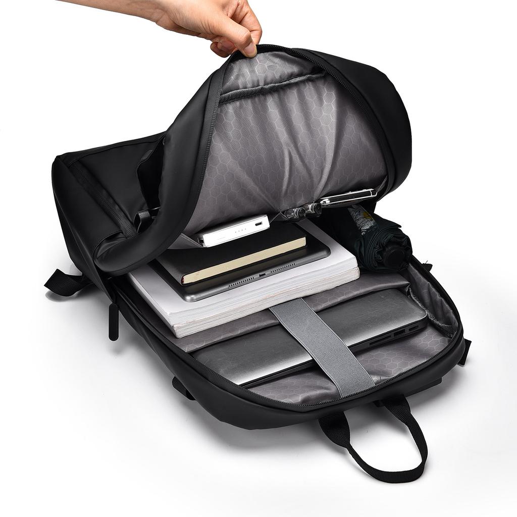 Sports and Casual Backpack Men's Large Capacity Waterproof Backpack Multifunctional Computer Backpack