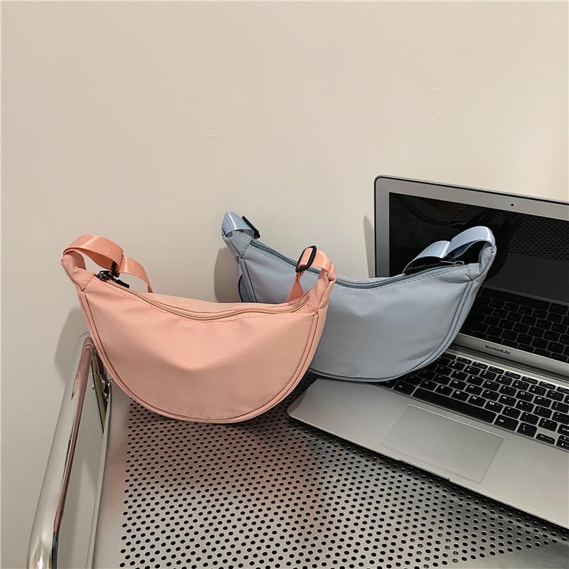 New multi-color dumpling bag women's lightweight versatile nylon shoulder bag mobile phone messenger small bag