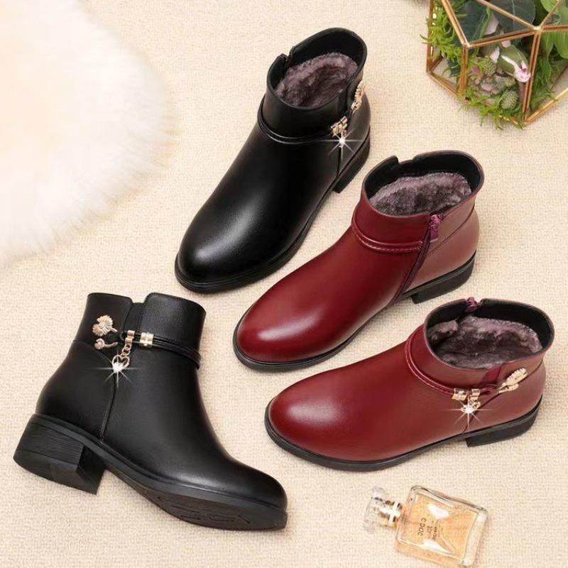 Mom shoes women's cotton shoes winter velvet short boots thick heel flat-soled medium cotton leather shoes non-slip cotton boots