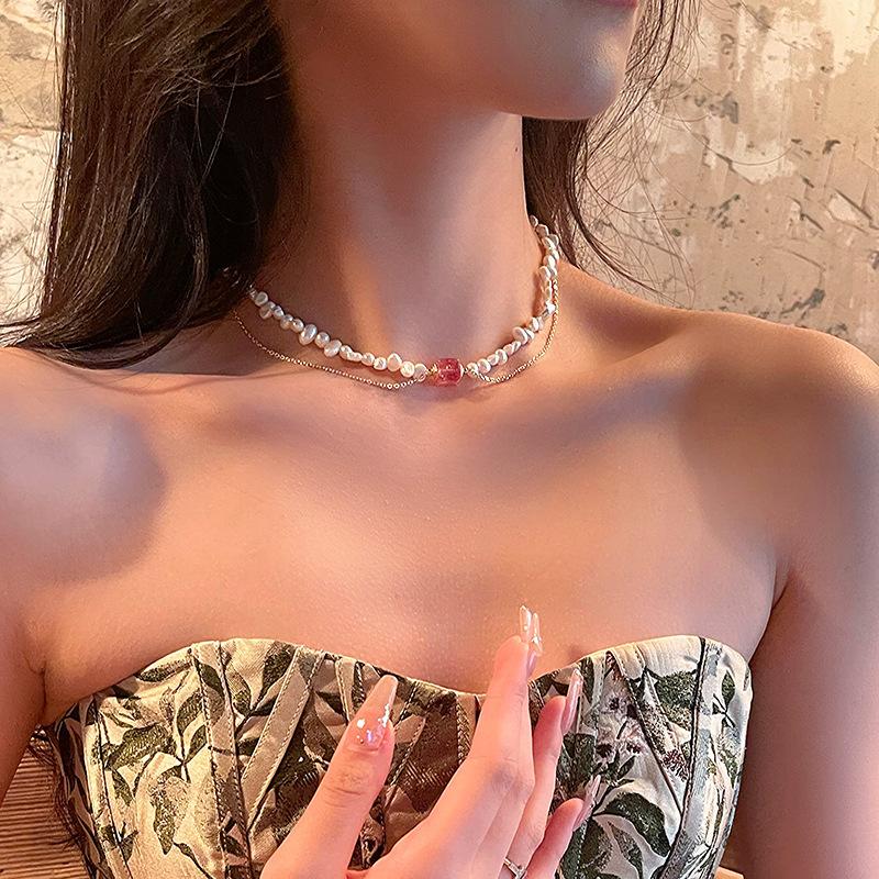 Nuovo Arrivo Elegante Collana da Donna in Oro 14K Riempito con Perle d'Acqua Dolce Naturali e Quarzo Fragola Quadrato per Regali