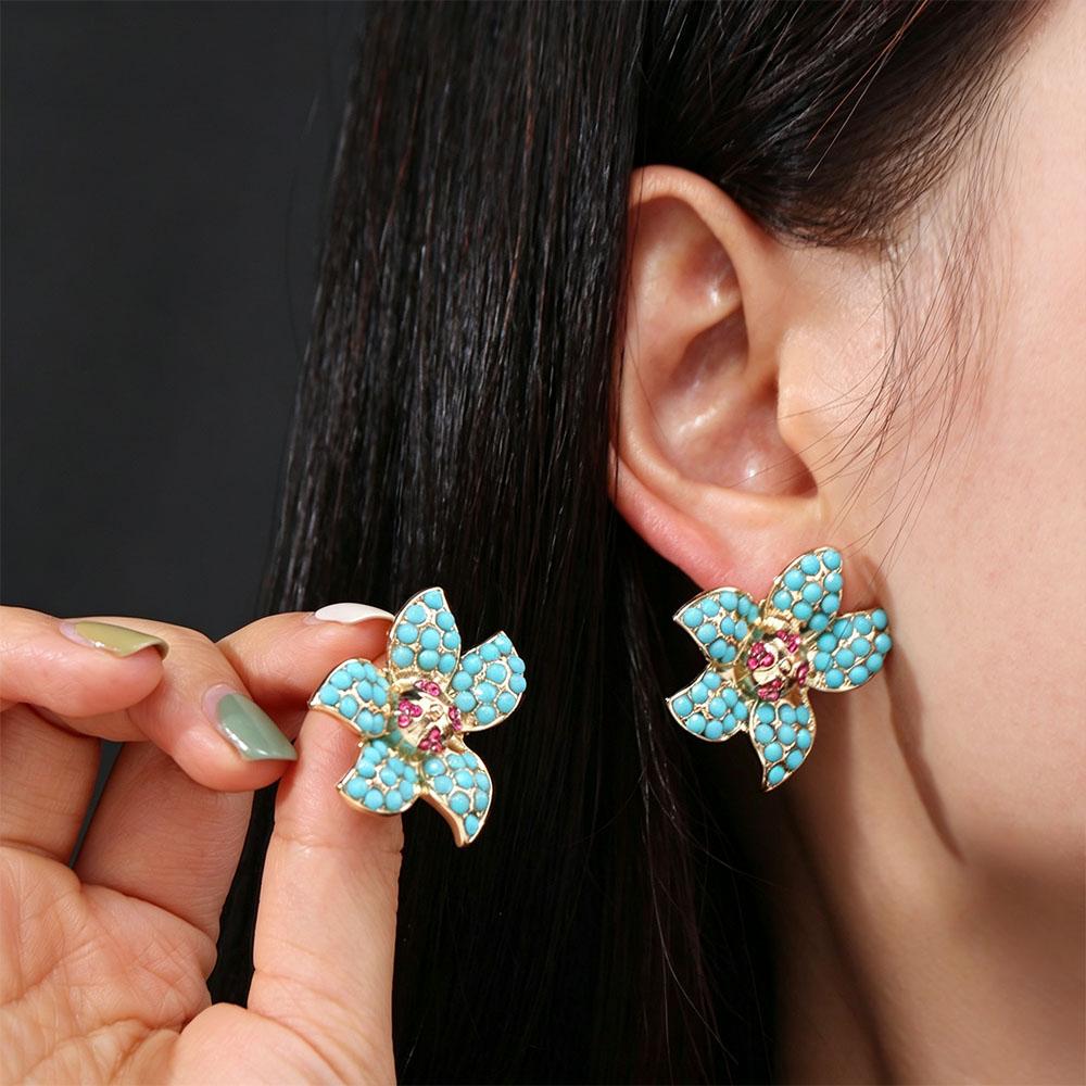 Zinc Zinc Alloy Flower Earrings Peacock Blue Medieval Resin Earrings Irregular-shaped Ear Stud  Wedding