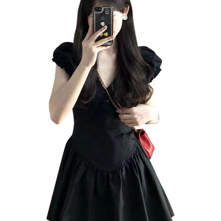 Black Niche French Temperament V-neck Dress Summer Women's Clothing Waist Thin Skirt Small Retro Short Skirt