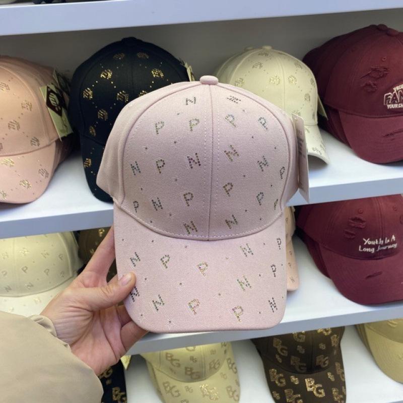 Trendy Baseball Caps For Men And Women, Hot Diamonds And Burning Flowers, Universal Fashion And Versatile Outdoor Leisure Hard Top Cap