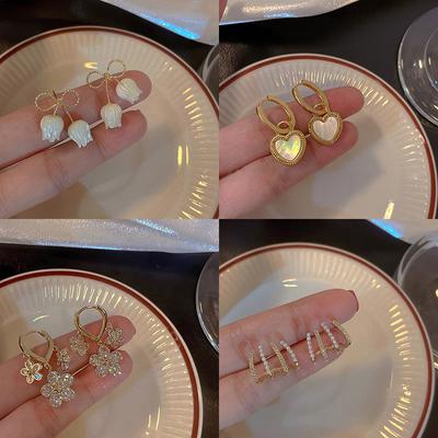 French Retro Tulip Flower Love Earrings Temperament Design Sense Diamond Earrings Korean Fashion Earrings