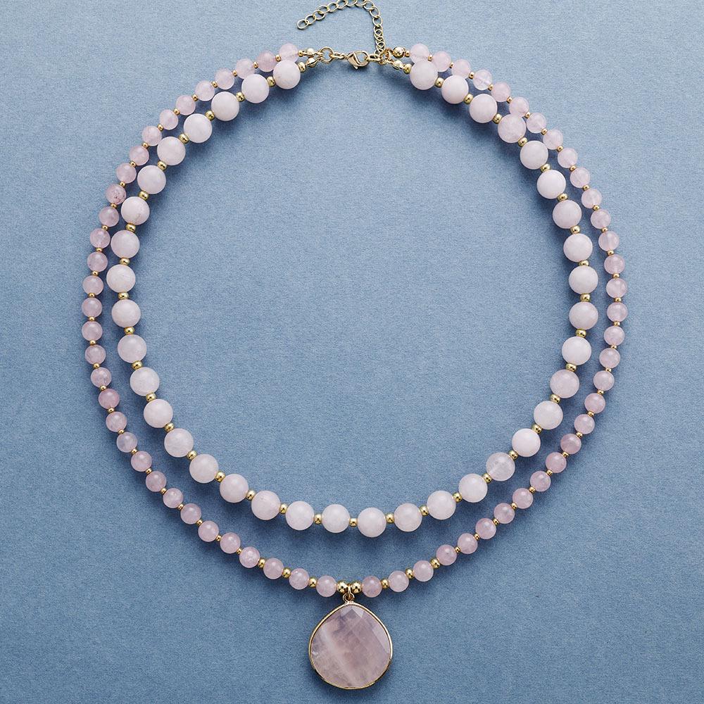 

Модне кольє для жіночих ювелірних виробів рожевий