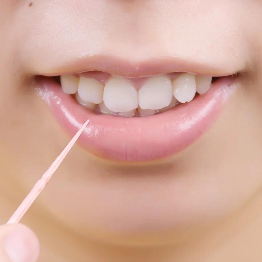 100 PCS Double-Headed Oral Care Brush Pick Interdental Teeth Sticks Cleaning Plastic Floss Toothpick.