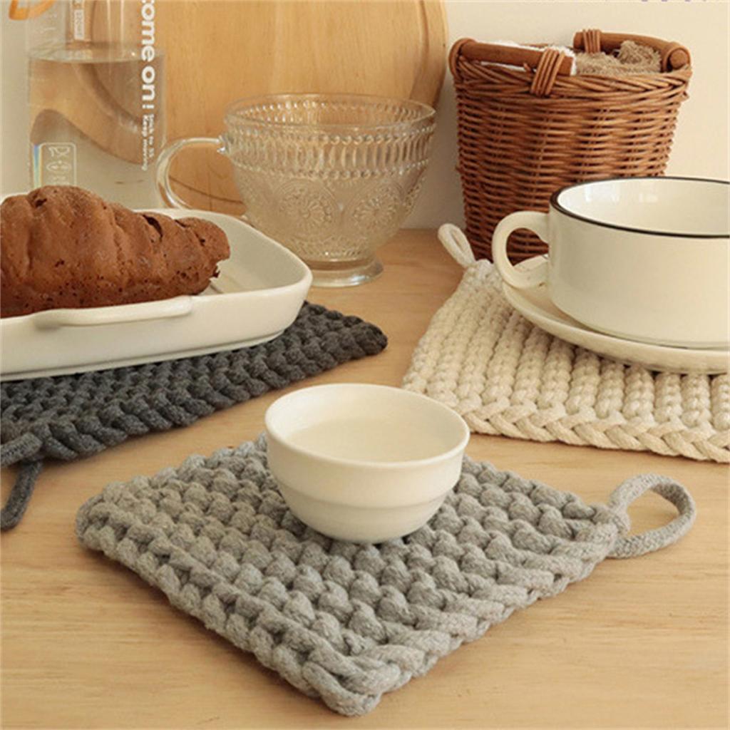 Topflappen, Küchenutensil, Baumwolle, Hitzebeständiger gehäkelter Topflappen mit Aufhängeschlaufen, Quadratische Hitzeschutzmatten für Küche, Kochen und Backen