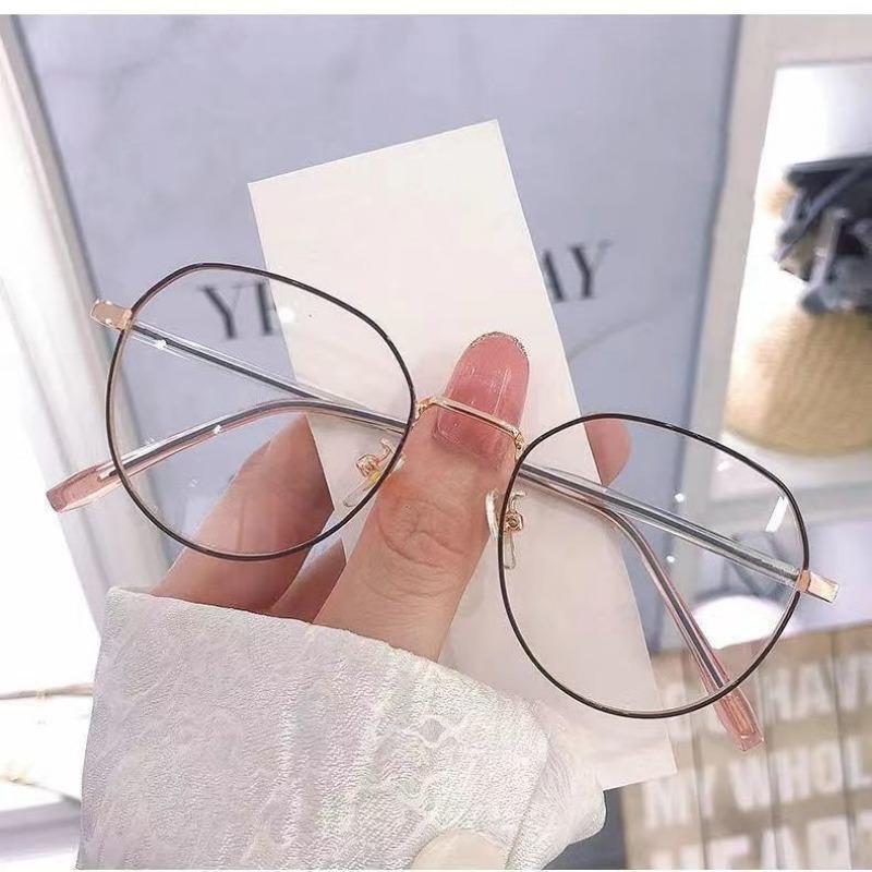 Ultra Light Golden Polygonal Large Frame Plain Glasses with Retro Artistic Slimming and Anti Blue Light Myopia Glasses