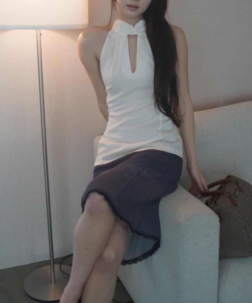 Myujeumyujieom Printed Midi Lace Skirt_Charcoal