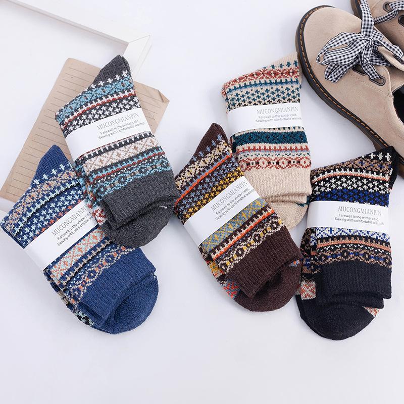 5 Pairs of Women's Autumn and Winter New Thickened Warm Ethnic Style Rabbit Wool Mid Calf Socks