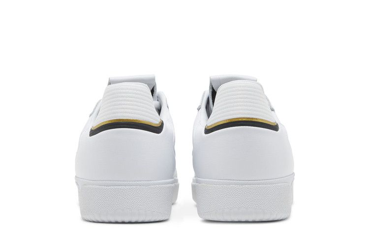 Men's Sneakers adidas Tyshawn Low 'King of New York'