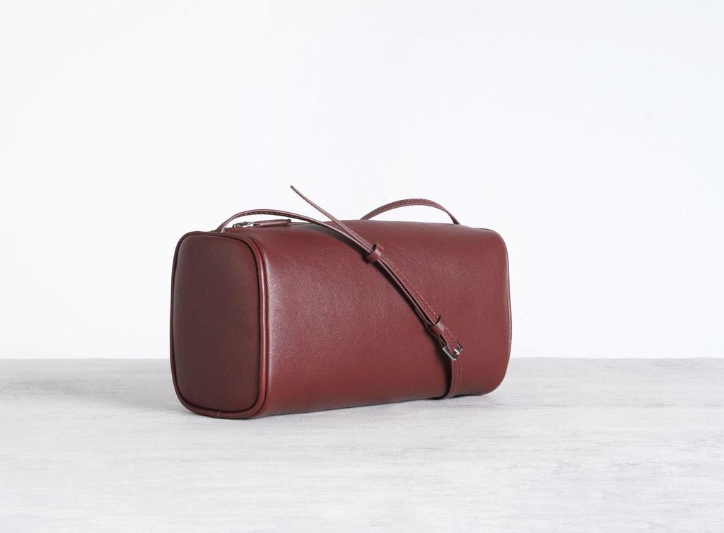 Genuine Leather Cylinder Pen Holder & Shoulder Bag, Women's 2026 Niche Style, First Layer Cowhide, Cross-Body, Commuter Essential.
