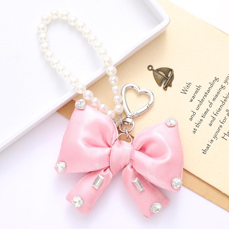Stock Chic Pearl Beaded Keychain Pendant with a High-end Feel,sparkling Rhinestonesfabric Bow Decorationand Mobile Phone Strap