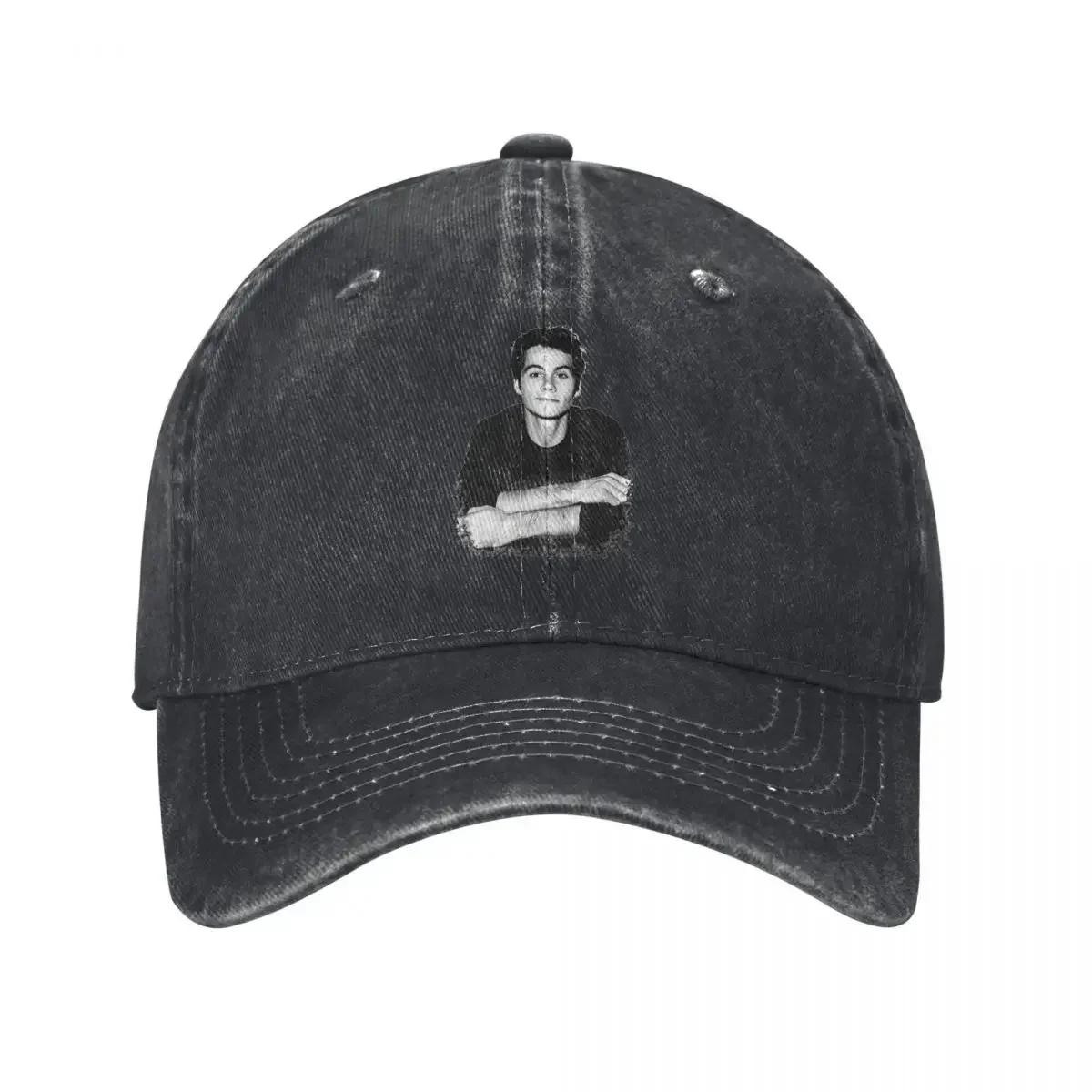 

Dylan O Brien Unisex Style Baseball Caps Distressed Denim Caps Hat Vintage Outdoor Activities Headwear One Size