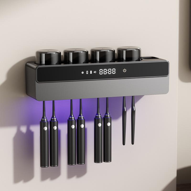 Chytrý nástěnný držák na zubní kartáčky UV dezinfektor se sušením a úložným kelímkem