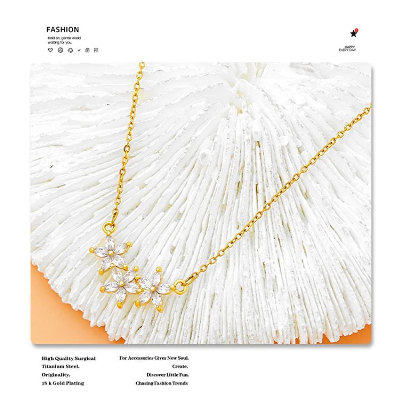 Flower Pendant Necklace Sparkly Cubic Zirconia Hypoallergenic For Daily Wear Dating Parties Gifts For Women