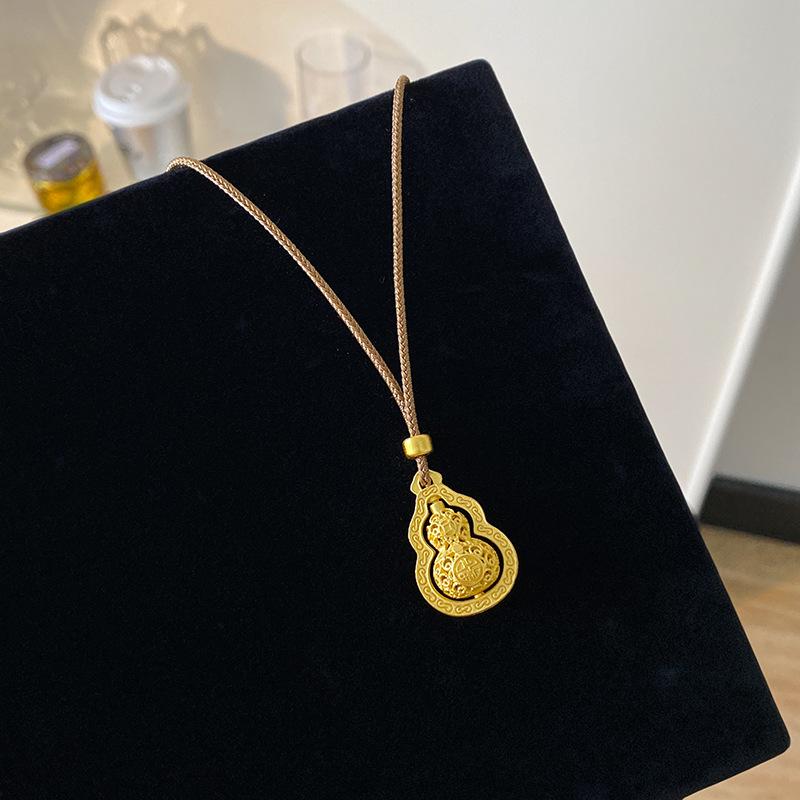 Luxurious Gold Gourd Necklace Pendant – Versatile, Strong Color Retention & Stylish Sweater Chain Accessory