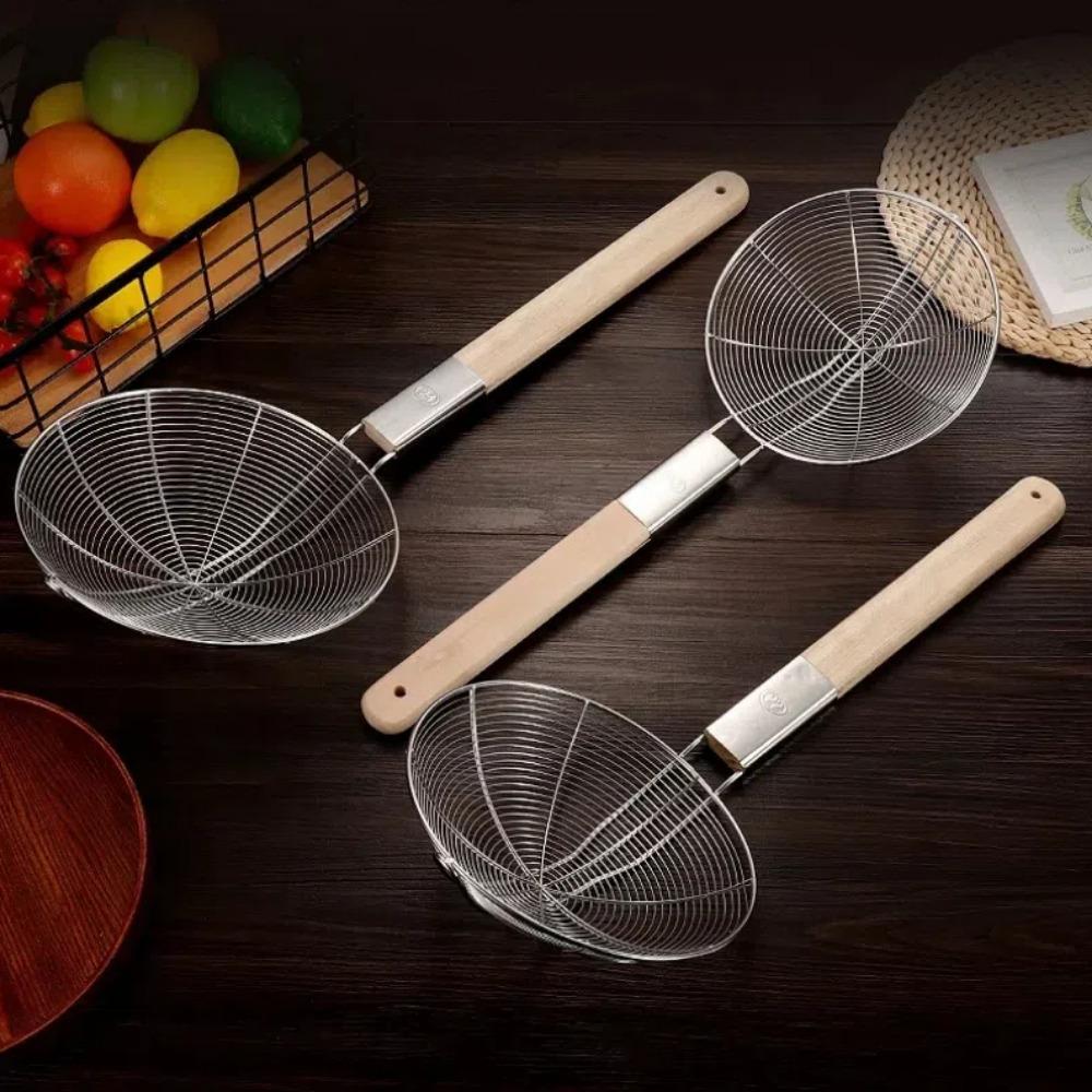 New 20/22cm Large Colander Stainless Steel Wooden Handle Food Filter Spoon Sieve Spoon Kitchen Utensils