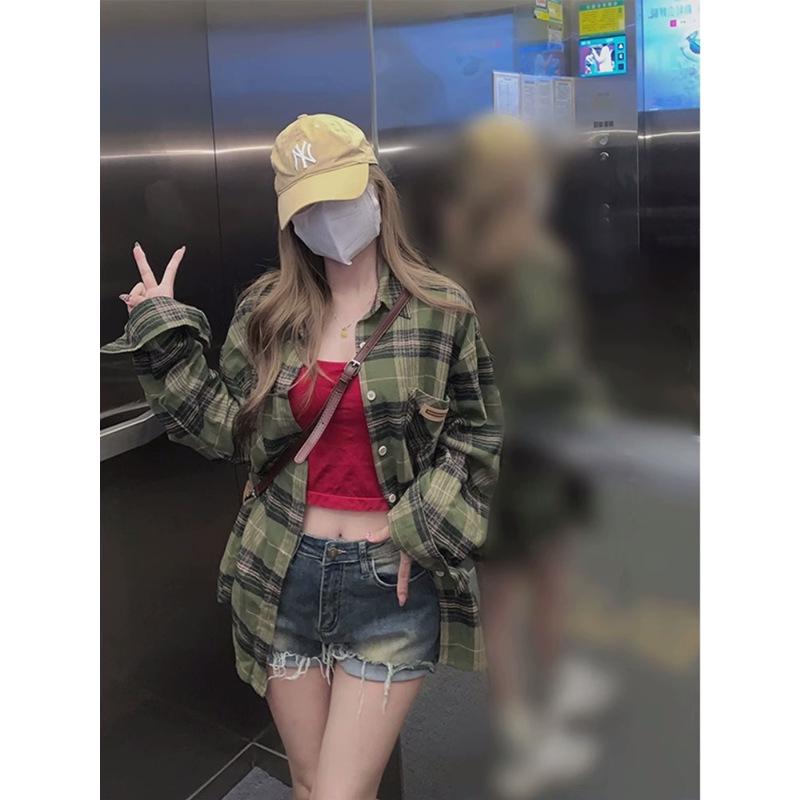 Women's Retro Hong Kong Style Green Plaid Loose Long Sleeve Shirt Jacket for Autumn and Spring