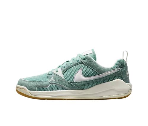 

Nike CMFT Era Casual shoes Women s HJ6778-002 Green Size EU 38.5 зелёный