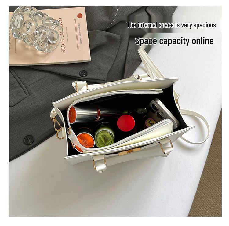 Summer 2026 Women's Embossed Letter Tote: European & American Fashionable Versatile Handbag/Shoulder Bag
