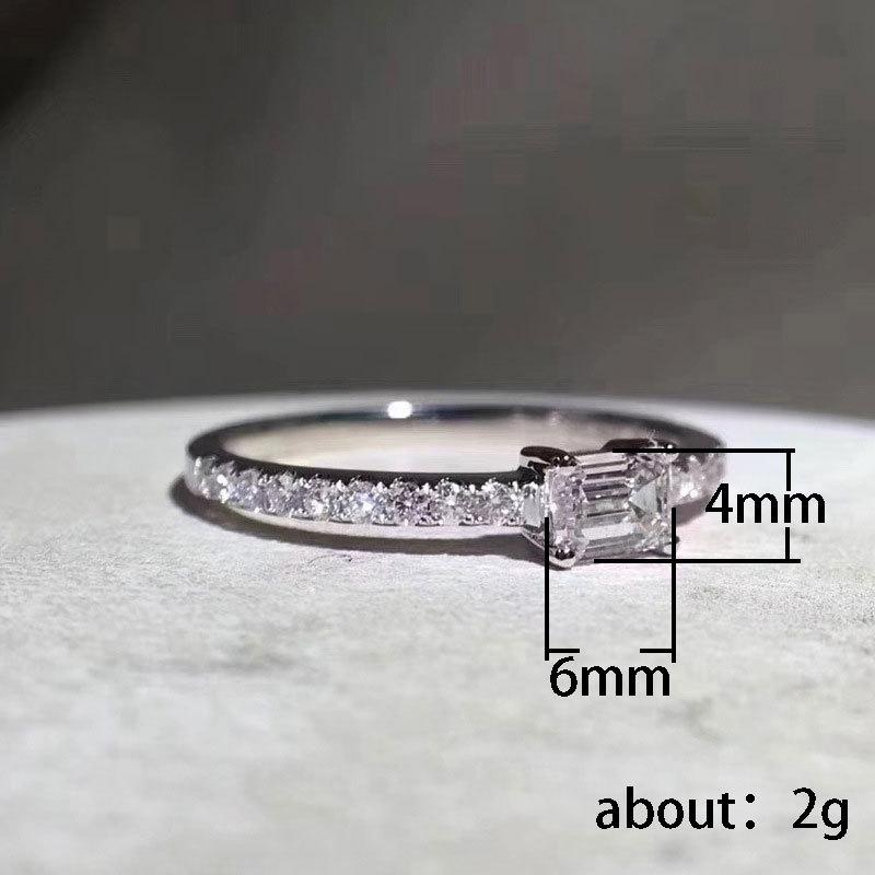 Huitan Fashion Design Women Finger-ring with Dazzling Cubic Zirconia Stone Exquisite Thin Rings Bride Wedding Party Chic Jewelry