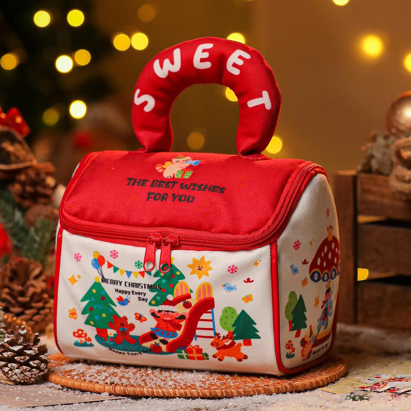 

The New Hot-selling Creative Christmas Eve Small House Shape Hand Bag Cute Christmas Fruit Gift Bag Portable Candy Bag One Size