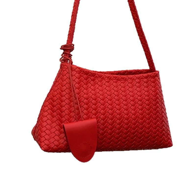 Retro woven high-end sense niche single shoulder tote bag women's 2025 new versatile large-capacity commuter underarm bag