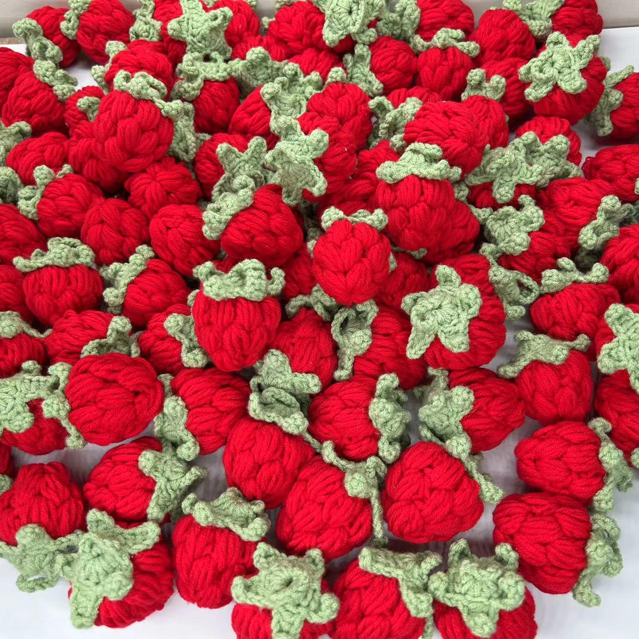 

Подвески ручной работы из шерсти с фруктовой тематикой: Украшения из хурмы, арахиса, яблока, клубники, персика