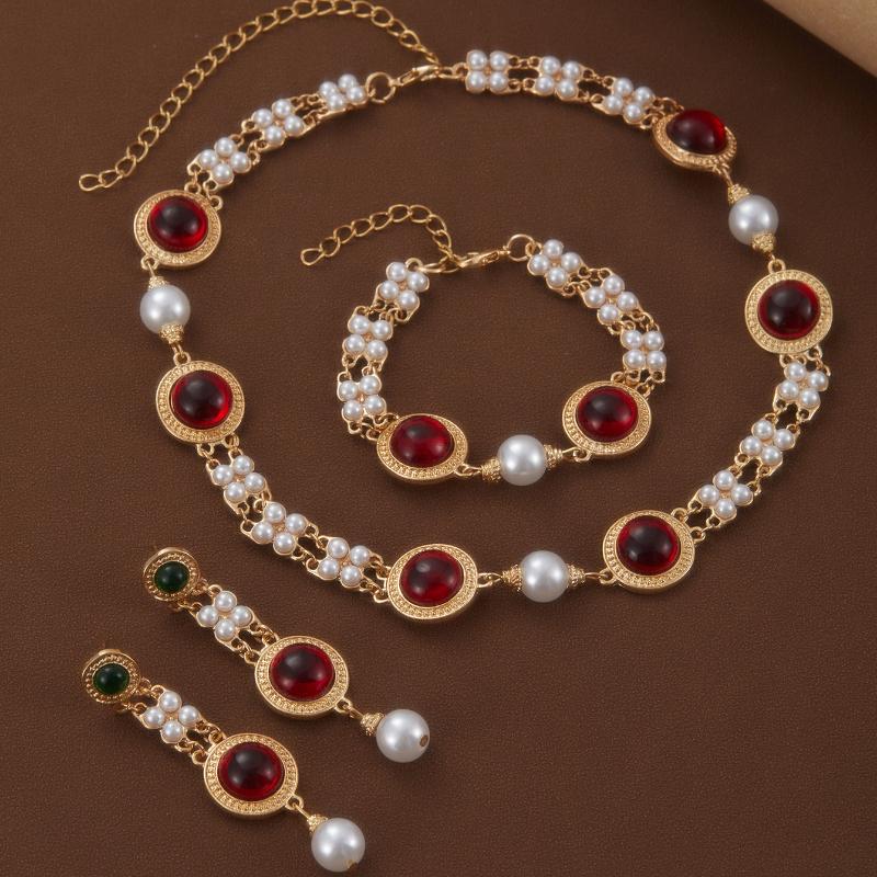 European and American  Geometric Imitation Pearl Pendant Necklace, Earring Bracelet, Women's Classic Trendy Jewelry Set