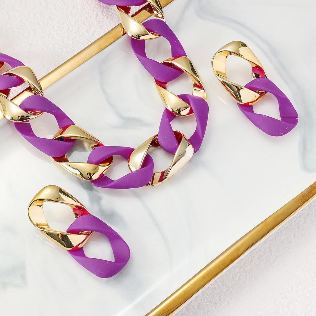 Trendy Resin Patchwork Necklace - Influencer Style