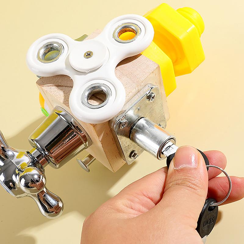 

1 шт. Детский куб-занятие Деревянный блок-занятие Монтессори Обучающие игрушки Тренировка навыков мелкой моторики и хватания У детей Раннее обучение one size