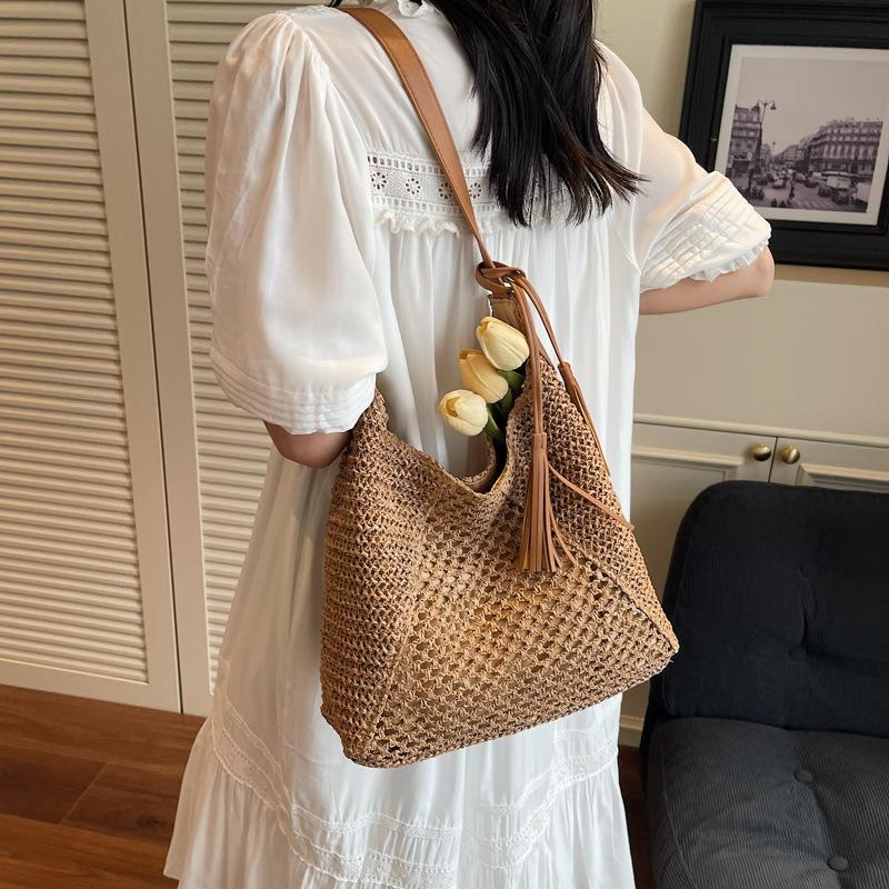 Holiday beach bag women's summer new large-capacity tote bag simple and versatile shoulder woven bag