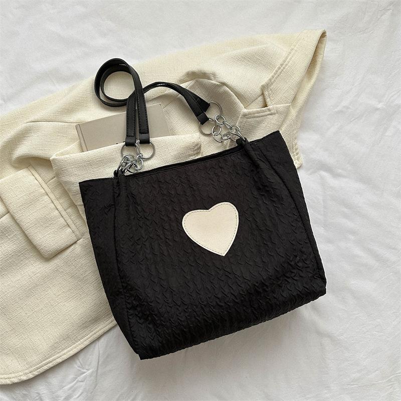 

Large-capacity shoulder bag women s 2025 spring new trend foreign-style messenger bag tote bag casual commuter women s bag