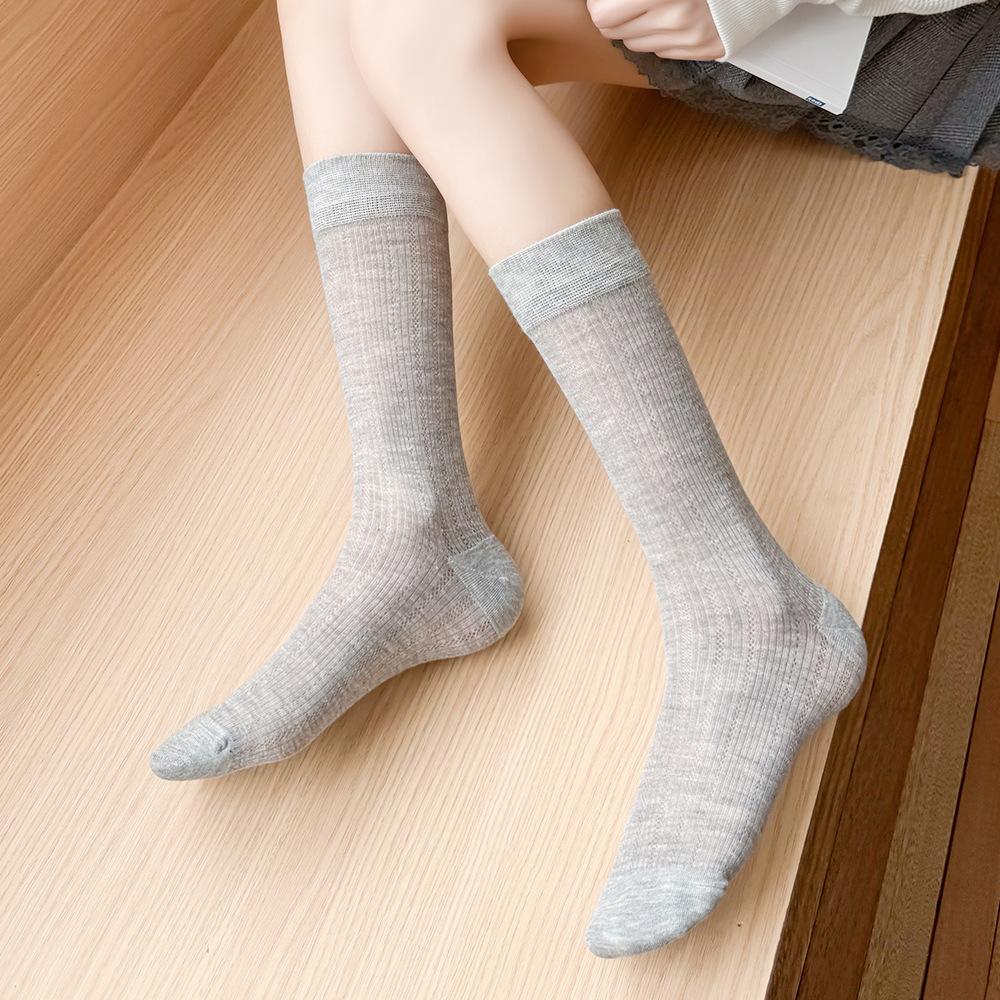 Female Spring and Summer Thin Thin Breathable College Style Solid Color Calf Pile Socks