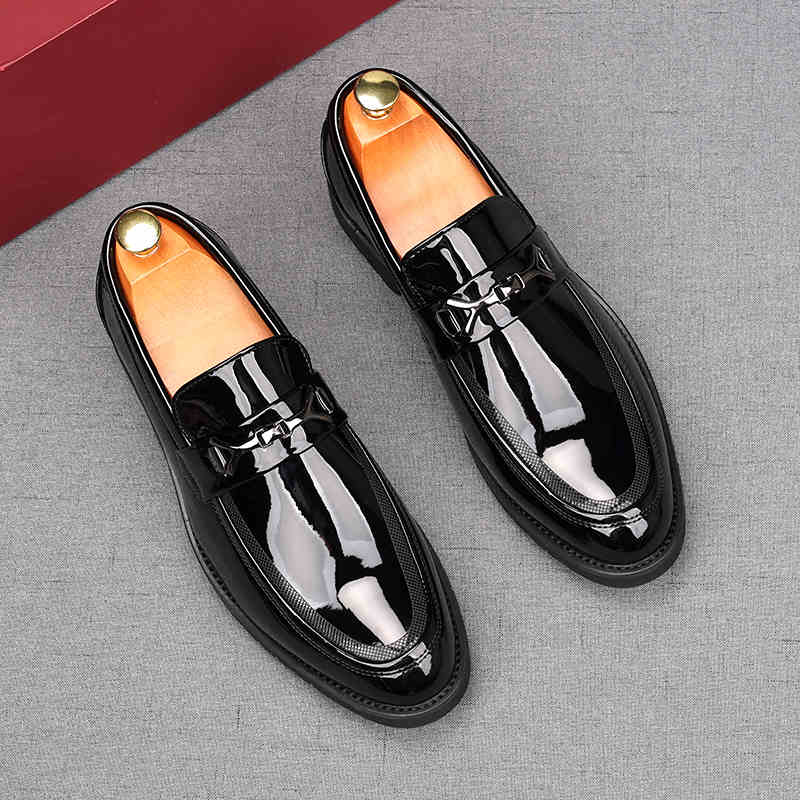 

Мода Британия Мода Новые Мужские Лаковые Оксфорды на Плоской Подошве Повседневная Обувь Мужские Лоферы Выпускной Свадебное Платье Обувь 38 чёрный