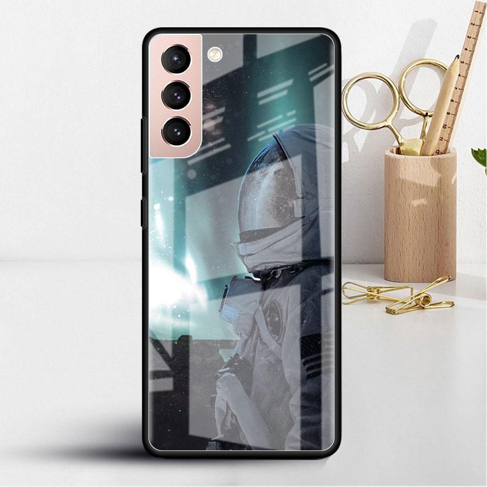 

Стеклянный чехол с астронавтом и космической планетой для Samsung Galaxy S22 S20 FE S21 Plus, чехол для телефона S10 5G S9 Note 20 Ultra 10 Lite Samsung Note 9