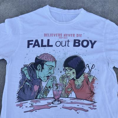Nowa koszulka Fall Out Boy Believers Never Die Prezent Dla Fanów Unisex Wszystkie Rozmiary T-Shirt TH144 Koszulka Unisex