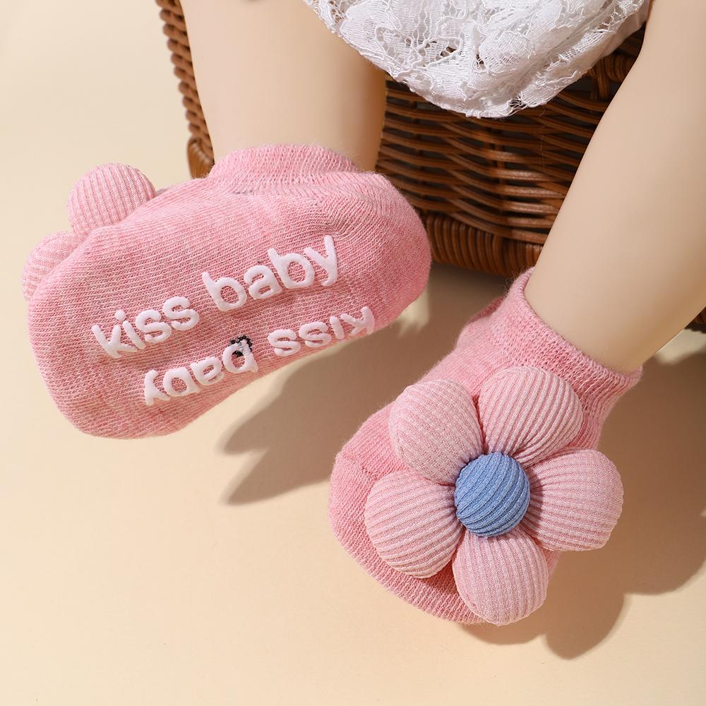 1 pair of baby's socks floral sweet Anti slip letter socks cute cartoon breathable socks for 0-1Y newborn babe girl accessories