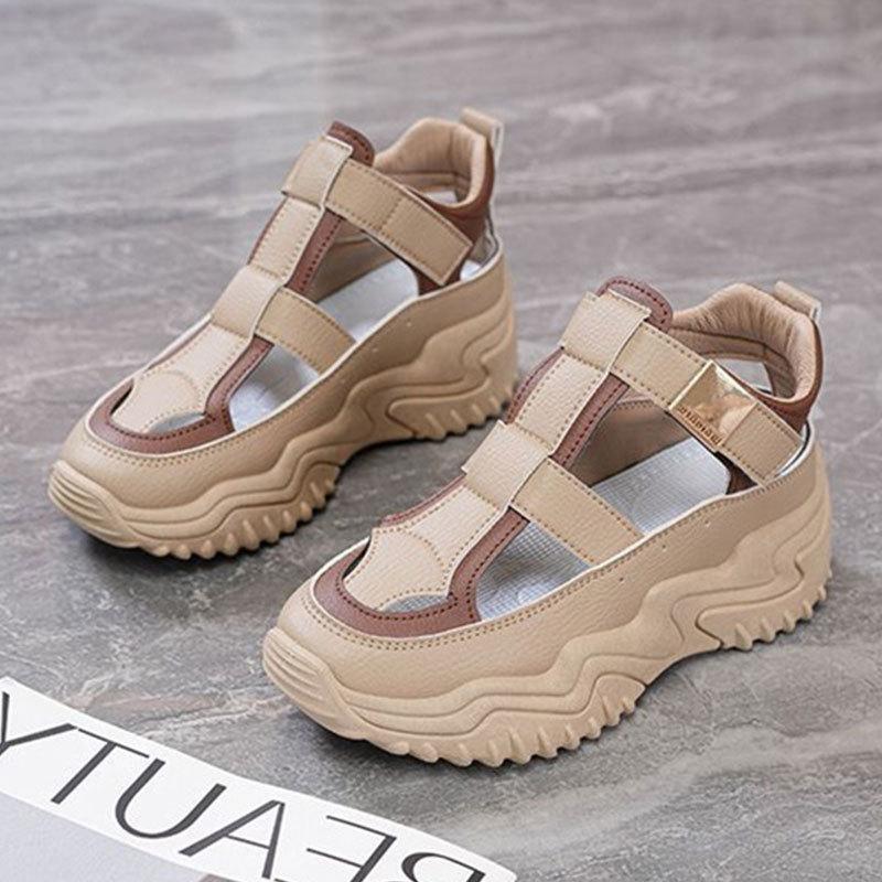 

Женские римские сандалии новая весна и лето 2025 универсальные полые мягкая кожа верхняя одежда спортивные повседневные на толстой подошве сандалии с отверстиями 40 коричневый