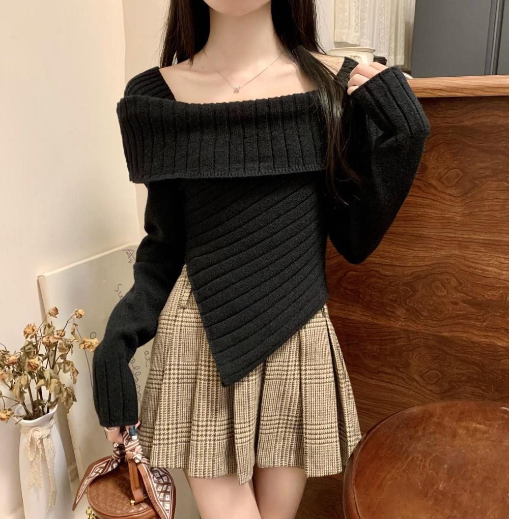 Sweet and Spicy Irregular Neck Cover Sweater Square Collar Careful Hanging Neck White Knitted Autumn and Winter New Knitted Sweater