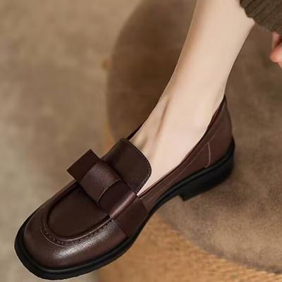 Collection printemps-automne 2025 : nouvelles chaussures françaises en cuir pour femmes, mocassins rétro à bout carré style britannique, chaussures Mary Jane à nœud.