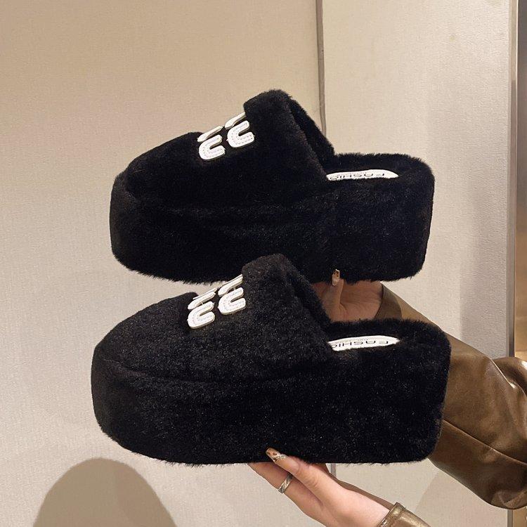 Leopard print thick-bottomed fluffy slippers for women to wear outside autumn and winter new models for small people to increase their height