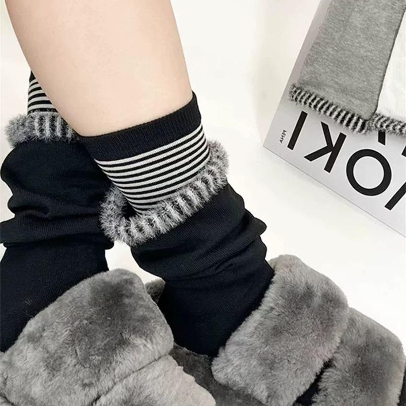 Autumn Girl Mid-calf Double-layer Spliced Socks for A Slimming and Stylish Look, Flared Flared Combed Cotton Pile Socks, Niche Striped Trendy Socks