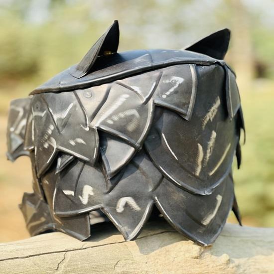 Wolf Head Helmet Medieval Helmet for Costumes and Roleplay Home Décor